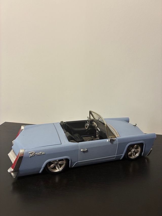 Coche descapotable Bratz azul