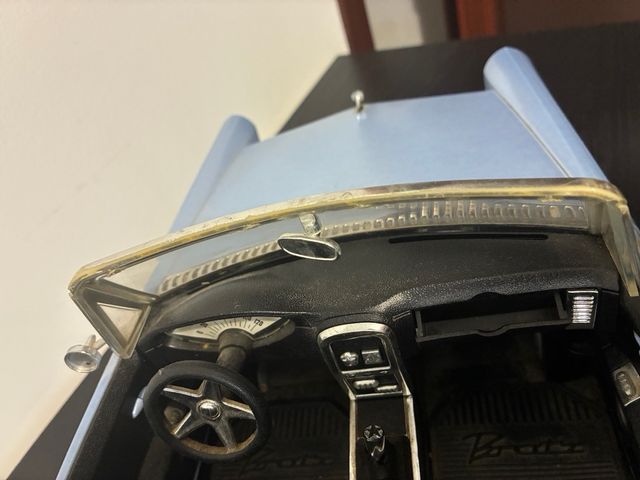 Coche descapotable Bratz azul