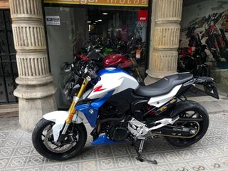 BMW F 900 R 2024