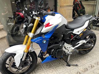BMW F 900 R 2024
