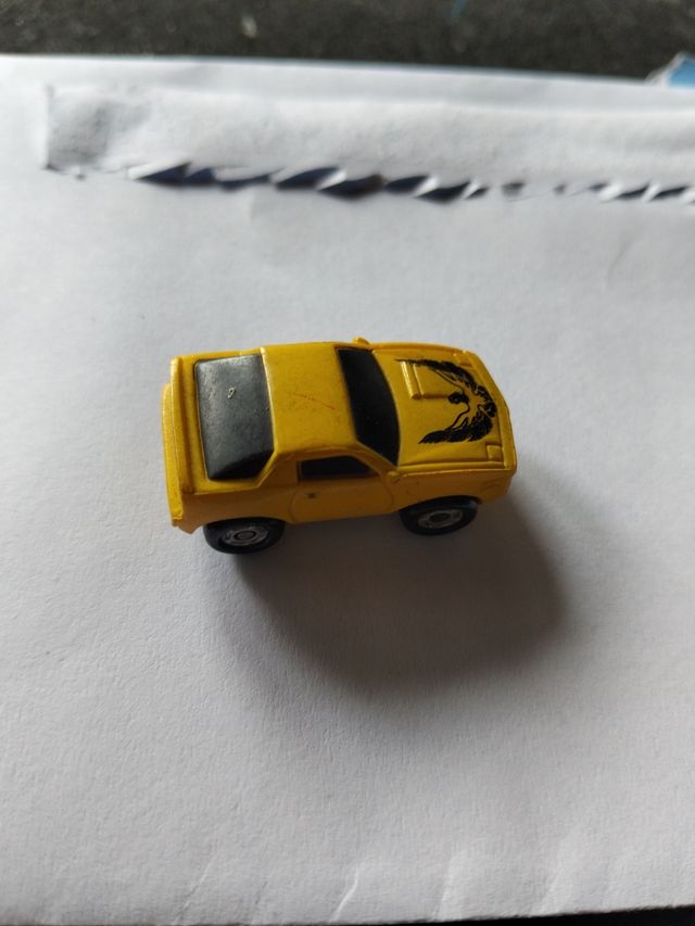 Coche Micro Machine 1988 Pontiac Amarillo
