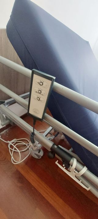 Cama articulada para personas mayores