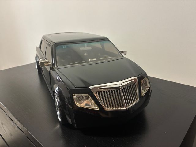 Limusina Negra Bratz