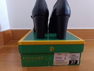 Zapatos de tacón Pitillos negros