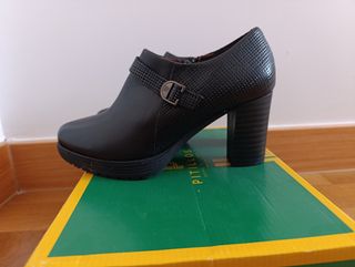 Zapatos de tacón Pitillos negros