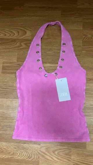 Top Zara Rosa con Arandelas