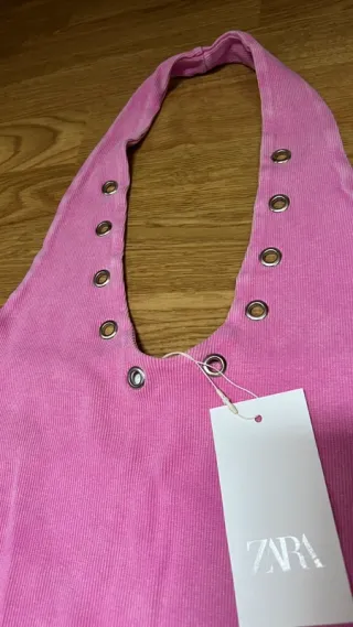 Top Zara Rosa con Arandelas