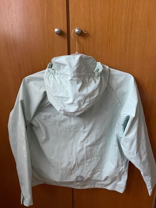 Chubasquero
Abrigo de pelo z
Sudadera con capucha 