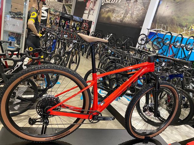 Scott Scale 940 Roja  Tlf: 954370589