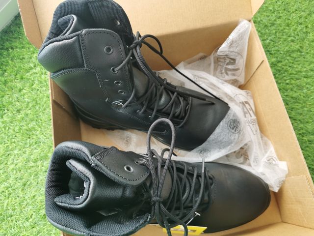 Botas Tácticas Gore-Tex Negras, nuevas a estrenar