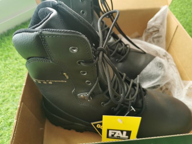 Botas Tácticas Gore-Tex Negras, nuevas a estrenar