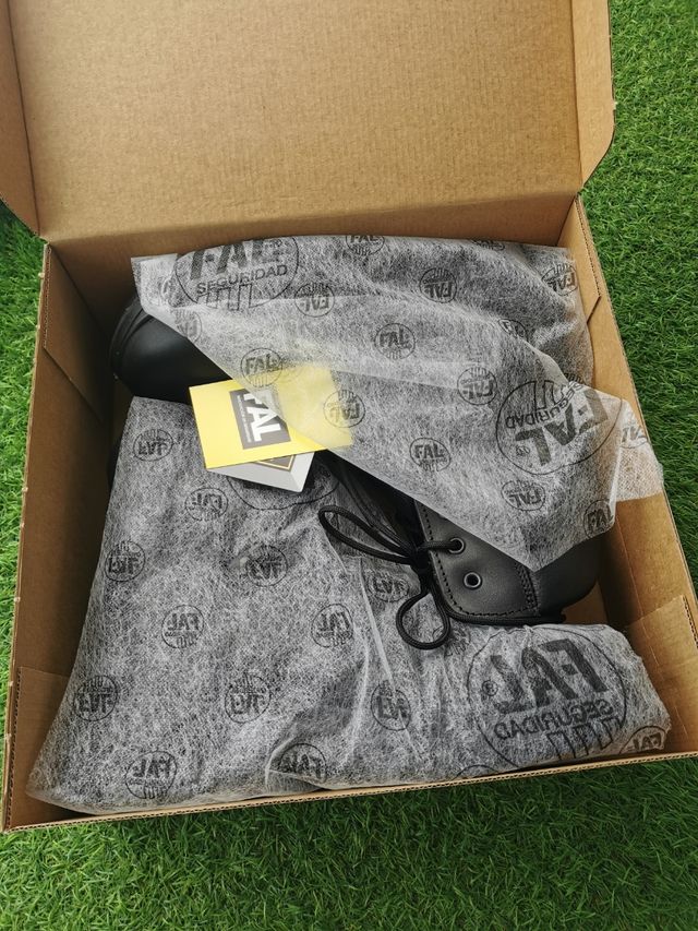 Botas Tácticas Gore-Tex Negras, nuevas a estrenar