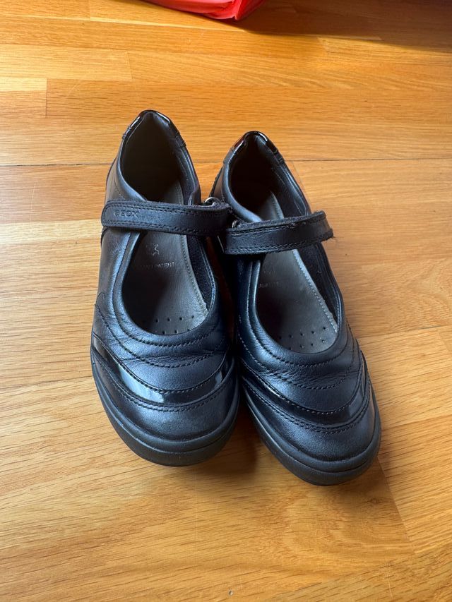 Zapatos Escolares Geox Niña Talla 33