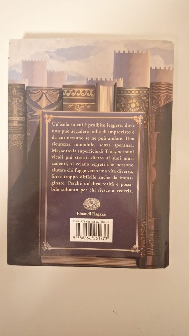 STRADA - LISOLA DEI LIBRI PERDUTI