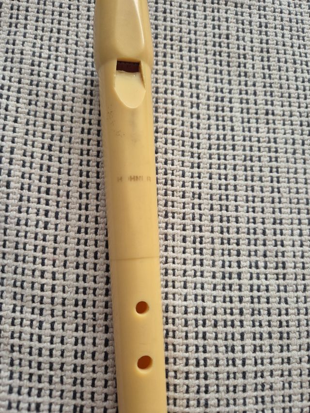 Flauta dulce color beige