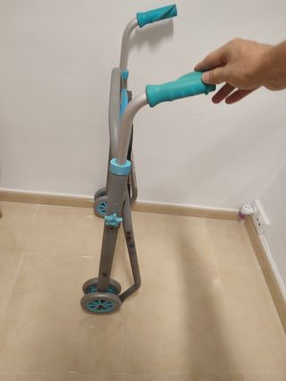 Andador Plegable con Ruedas