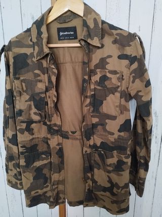 Chaqueta militar Stradivarius S