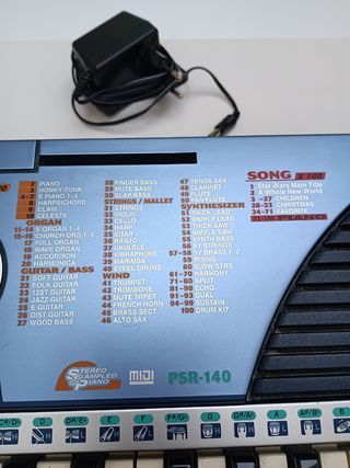 Teclado Yamaha Pianola X100