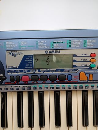 Teclado Yamaha Pianola X100