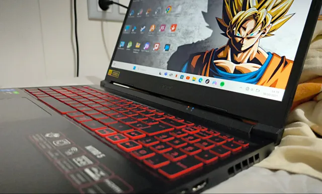 Acer Nitro 5 Gaming Laptop vendo o cambio 