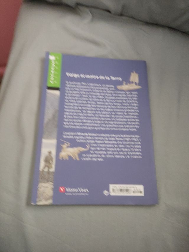 VIATGE AL CENTRE DE LA TERRA (CUCANYA AITANA)