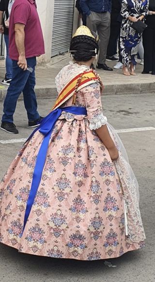 Traje de Fallera completo de 8-10 años
