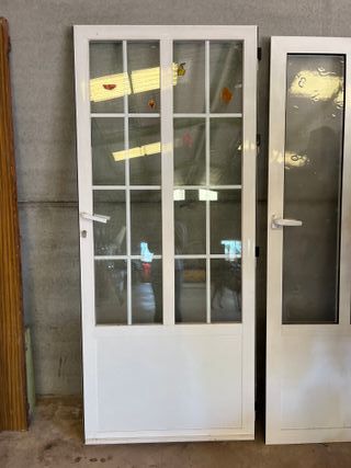 Puerta de aluminio para cocina con climalic