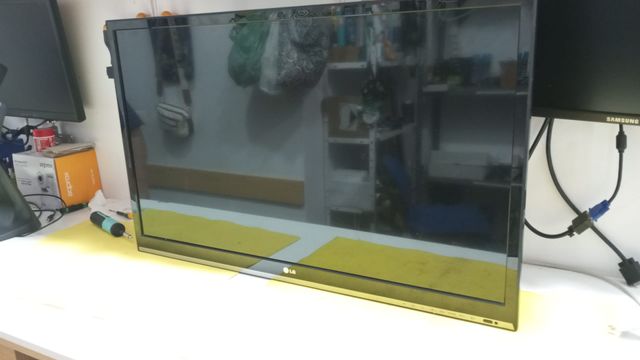 TV a pannello perfetto LG 37LS5600