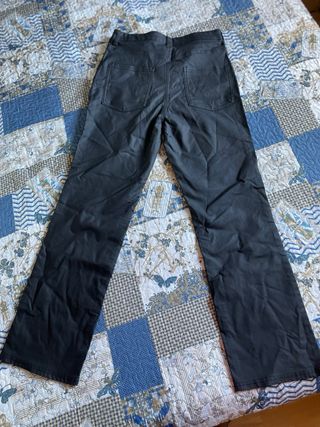 Pantalón efecto cuero Calzedonia negro