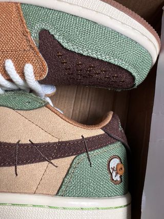 Zapatillas Jordan Marrones y Naranjas