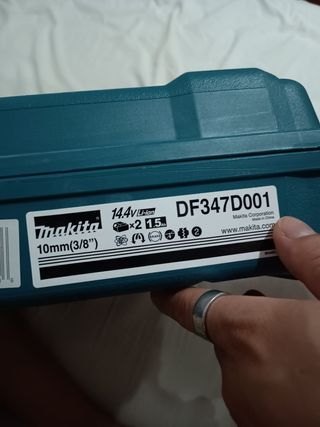 Taladro Inalámbrico Makita 14.4V con Cargador y Ba
