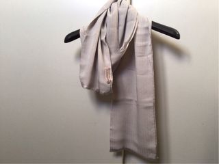 Sciarpa Gucci seta anni 70 gr.perla, cm 170x42