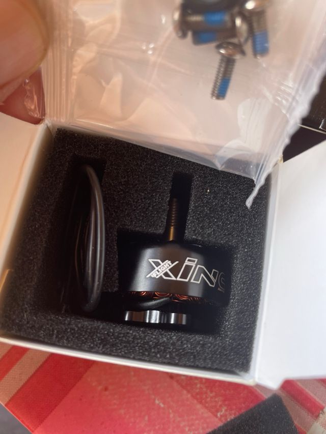 Motores iFlight XING Pro2027 1800kv (4 unidades)