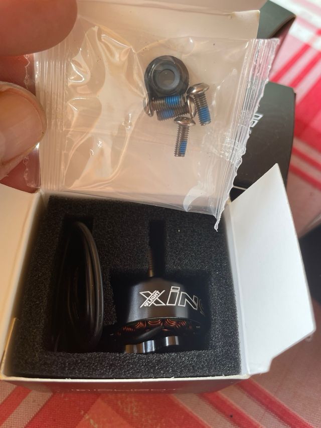 Motores iFlight XING Pro2027 1800kv (4 unidades)
