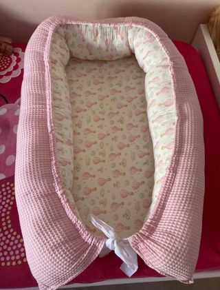 Cuna nido para bebé color rosa