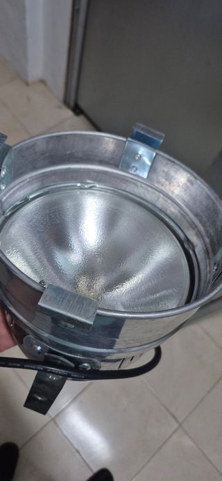 Foco Cinematográfico Metálico