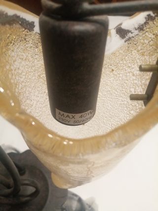 Lámpara de mesa de hierro forjado