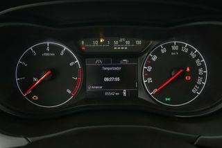 Opel Corsa 1.4 Selective - 120 Aniversario
