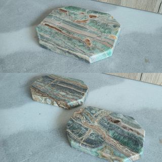 Peana en piedra natural.
