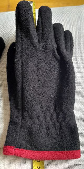 Guantes Quechua Negro y Rojo
