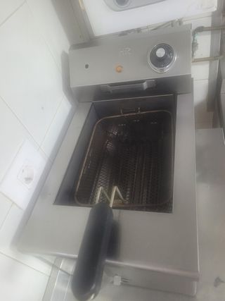 Freidora Profesional HR
