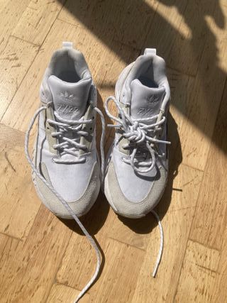 Adidas ZX22 Blanco/Beige - Usadas 1 vez