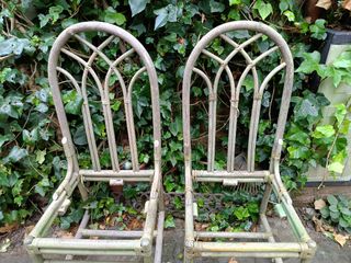 Dos sillas de bambú antiguas