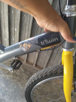 Bicicleta infantil.btwin