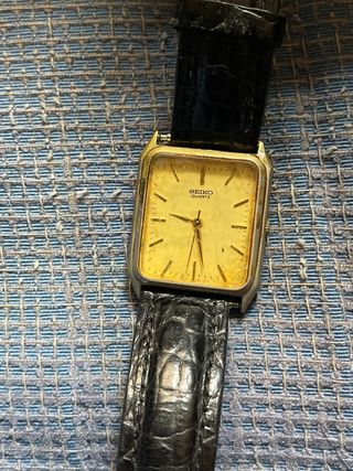 Lote relojes y pendientes plata 1 ley.
mujer 