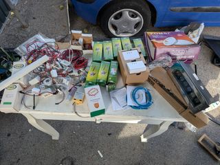 Lotto materiale elettrico LED faretti elettronica