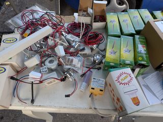 Lotto materiale elettrico LED faretti elettronica
