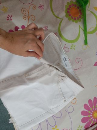 Falda vaquera Bershka blanca