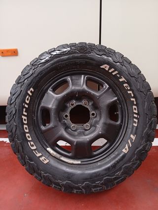 Rueda BFGoodrich All-Terrain LT245/70 R17 