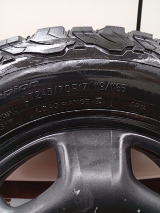 Rueda BFGoodrich All-Terrain LT245/70 R17 